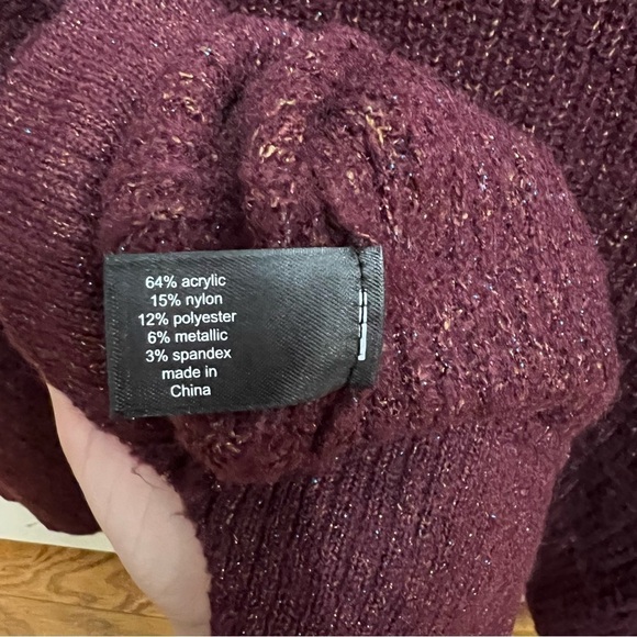 Lane Bryant Maroon and Metallic Sparkle Long Sleeve Sweater Size 18/20 - Picture 7 of 10